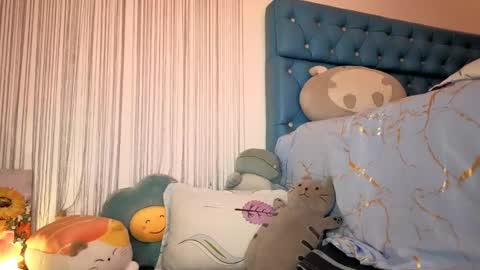 candy online show from 02/09/25, 06:43