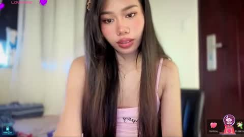 Snapshot of asianbabecandy chatting on 07/17/26, 12:06 candy online show from 07/17/26, 12:06