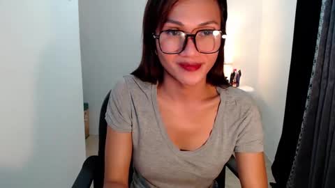 aika online show from 02/15/25, 11:47