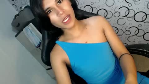 Snapshot of asianblk_barbiedoll chatting on 12/15/24, 02:27 asianblk_barbiedoll online show from 12/15/24, 02:27