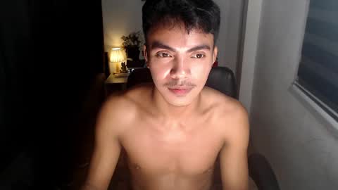 Snapshot of asianboyhunt chatting on 12/03/24, 10:51 Fev online show from 12/03/24, 10:51
