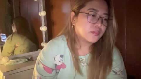 Snapshot of asianbunny10 chatting on 05/17/26, 03:08 Curvy online show from 05/17/26, 03:08