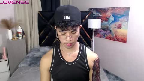 asiancum_peter online show from 09/22/25, 11:45