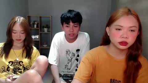 Snapshot of asiancutie0 chatting on 12/22/24, 05:56 online show from 12/22/24, 05:56
