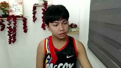 Snapshot of asiancutie0 chatting on 12/28/24, 11:09 online show from 12/28/24, 11:09