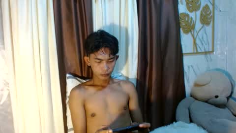 Snapshot of asianhotbigcock chatting on 10/15/25, 02:44 Nico online show from 10/15/25, 02:44