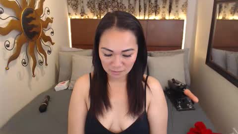 Snapshot of asianhotjasmin chatting on 10/06/25, 11:35 asianhotjasmin online show from 10/06/25, 11:35