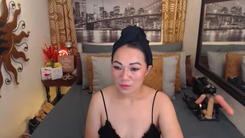Snapshot of asianhotjasmin chatting on 11/20/25, 11:10 asianhotjasmin online show from 11/20/25, 11:10