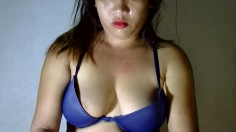 Snapshot of asianhottiesex chatting on 03/17/26, 08:12 asianhottiesex online show from 03/17/26, 08:12