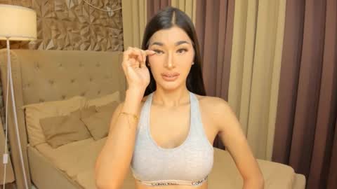 Snapshot of asianhugecocknina chatting on 09/20/25, 06:36 asianhugecocknina online show from 09/20/25, 06:36