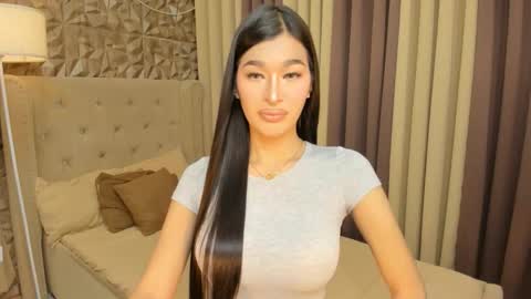 Snapshot of asianhugecocknina chatting on 01/17/26, 06:51 asianhugecocknina online show from 01/17/26, 06:51