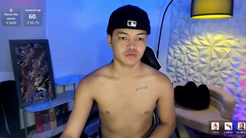 Snapshot of asianhugescott chatting on 02/19/26, 05:25 VICTORIA SCOTT online show from 02/19/26, 05:25