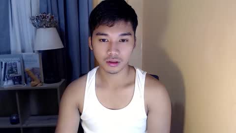 Snapshot of asianhunk_jamesx chatting on 11/08/25, 10:26 asianhunk_jamesx online show from 11/08/25, 10:26