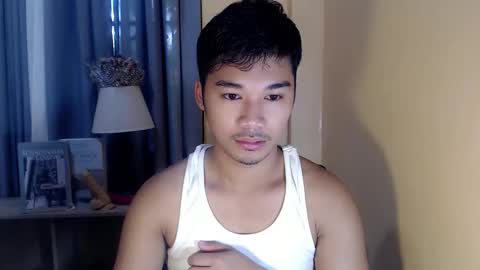Snapshot of asianhunk_jamesx chatting on 11/10/25, 06:12 asianhunk_jamesx online show from 11/10/25, 06:12