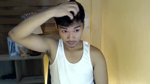 Snapshot of asianhunk_jamesx chatting on 11/13/25, 09:30 asianhunk_jamesx online show from 11/13/25, 09:30