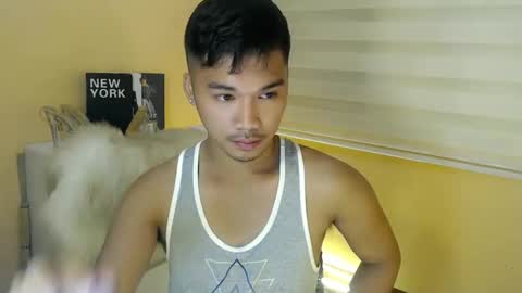 Snapshot of asianhunk_jamesx chatting on 11/17/25, 10:26 asianhunk_jamesx online show from 11/17/25, 10:26