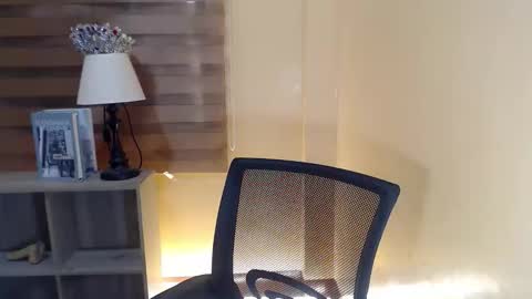 Snapshot of asianhunk_jamesx chatting on 11/20/25, 11:59 asianhunk_jamesx online show from 11/20/25, 11:59