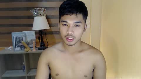 Snapshot of asianhunk_jamesx chatting on 12/01/25, 12:10 asianhunk_jamesx online show from 12/01/25, 12:10