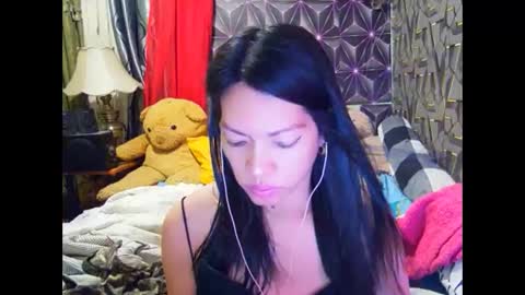 Sofia online show from 12/31/24, 03:12