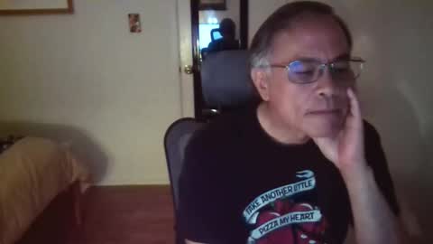 Asian Mixed Man online show from 09/23/25, 06:33