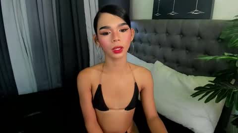 Snapshot of asianpetiteprincess chatting on 02/19/26, 05:53 asianpetiteprincess online show from 02/19/26, 05:53