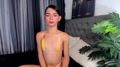 Snapshot of asianpetiteprincess chatting on 03/18/26, 06:55 asianpetiteprincess online show from 03/18/26, 06:55