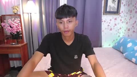 Snapshot of asiansmokeyxx chatting on 01/07/25, 03:02 prince online show from 01/07/25, 03:02