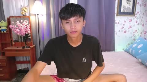 Snapshot of asiansmokeyxx chatting on 01/30/25, 12:27 prince online show from 01/30/25, 12:27