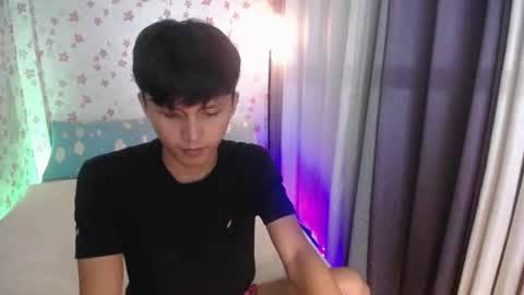 Snapshot of asiansmokeyxx chatting on 10/22/25, 12:38 prince online show from 10/22/25, 12:38