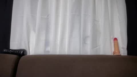 Lily online show from 06/04/26, 09:32