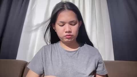 Lily online show from 06/10/26, 04:01