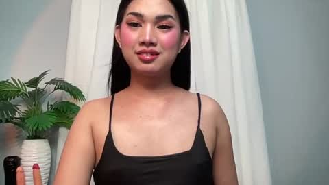 Lily online show from 06/30/26, 09:16