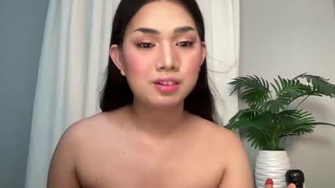 Lily online show from 07/09/26, 12:37
