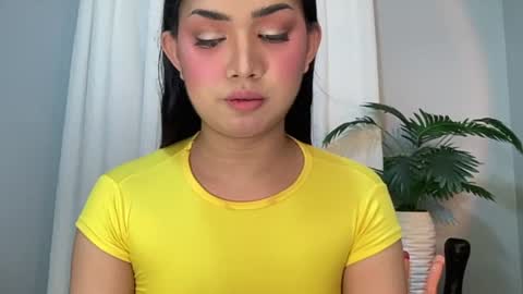 Lily online show from 07/23/26, 11:52