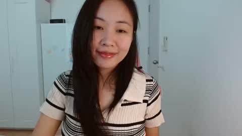 Snapshot of asiantabbyx chatting on 12/02/24, 02:20 Tabby online show from 12/02/24, 02:20