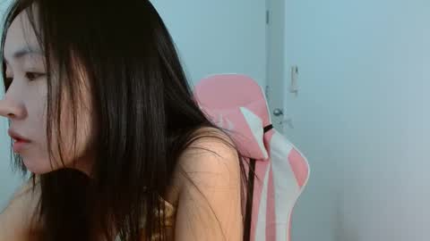 Snapshot of asiantabbyx chatting on 01/28/25, 02:43 Tabby online show from 01/28/25, 02:43