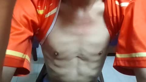 Snapshot of asianthai chatting on 10/19/25, 04:02 asianthai online show from 10/19/25, 04:02