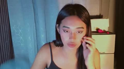 kisses online show from 06/10/26, 10:08