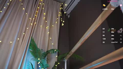 Snapshot of askaudrey chatting on 09/24/25, 02:31 Audrey online show from 09/24/25, 02:31