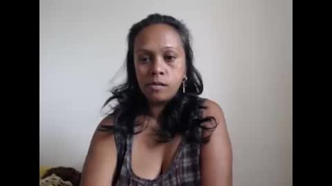 Snapshot of aslanne chatting on 12/14/25, 12:32 aslanne online show from 12/14/25, 12:32