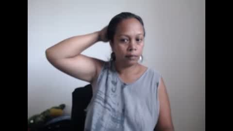 Snapshot of aslanne chatting on 12/21/25, 03:24 aslanne online show from 12/21/25, 03:24