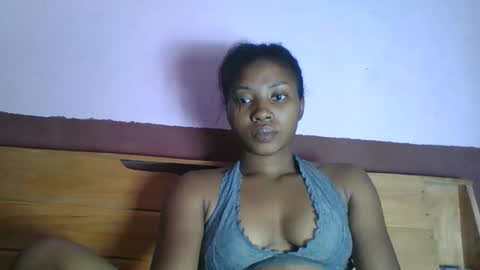 asmiraa online show from 03/02/26, 07:21