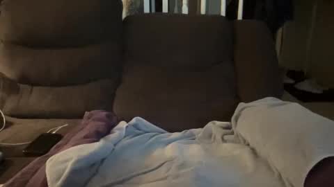 Snapshot of aspam305 chatting on 09/13/25, 06:02 aspam305 online show from 09/13/25, 06:02