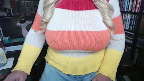 Aspen Vale online show from 10/13/25, 09:04