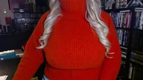 Aspen Vale online show from 10/18/25, 04:15