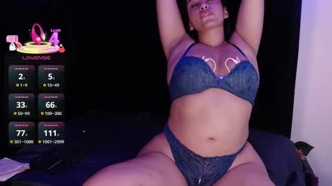 Snapshot of aspenruss chatting on 03/09/25, 03:01 online show from 03/09/25, 03:01