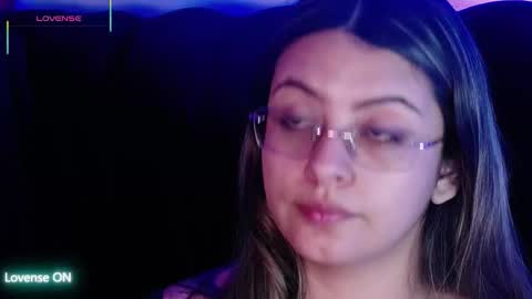 Snapshot of aspenruss chatting on 10/15/25, 09:04 online show from 10/15/25, 09:04