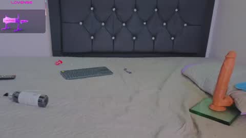Ass naughty online show from 06/24/26, 01:04