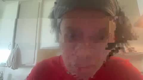 Snapshot of assert32 chatting on 09/10/25, 06:08 Patty online show from 09/10/25, 06:08