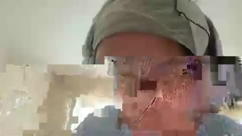 Snapshot of assert32 chatting on 09/22/25, 12:34 Patty online show from 09/22/25, 12:34